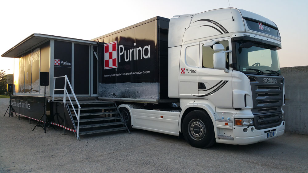 noleggio truck transpecialservice truck noleggio transpecialservice hospitality